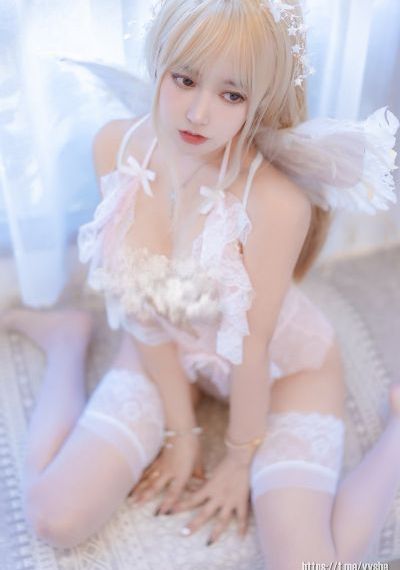 贱奴跪下给主人玩双乳-蓝光字幕琪琪电影网
