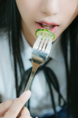 超碰三级电影-原版加长国语版高清