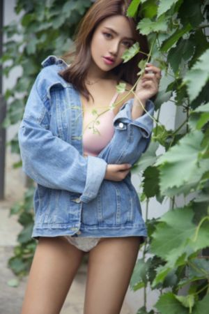 c了瑜伽老师嗷嗷叫一节课视频-中英字幕免费电视剧