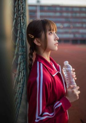 白嫩嫩翘臀美女在线视频-日韩国语版完整版