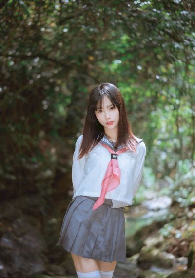 亚洲欧美另类久久久精品能播放的-清晰版免费观看