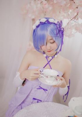 极品美女色诱大尺度-手机迅雷动漫在线观看