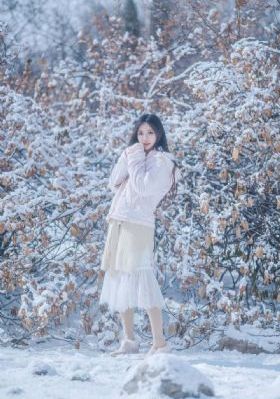 gogo人体大胆张筱雨-院线抢先国语版完整版